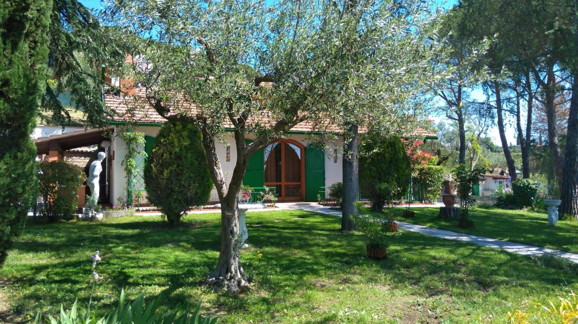 I Pini House Villa Magione Luaran gambar