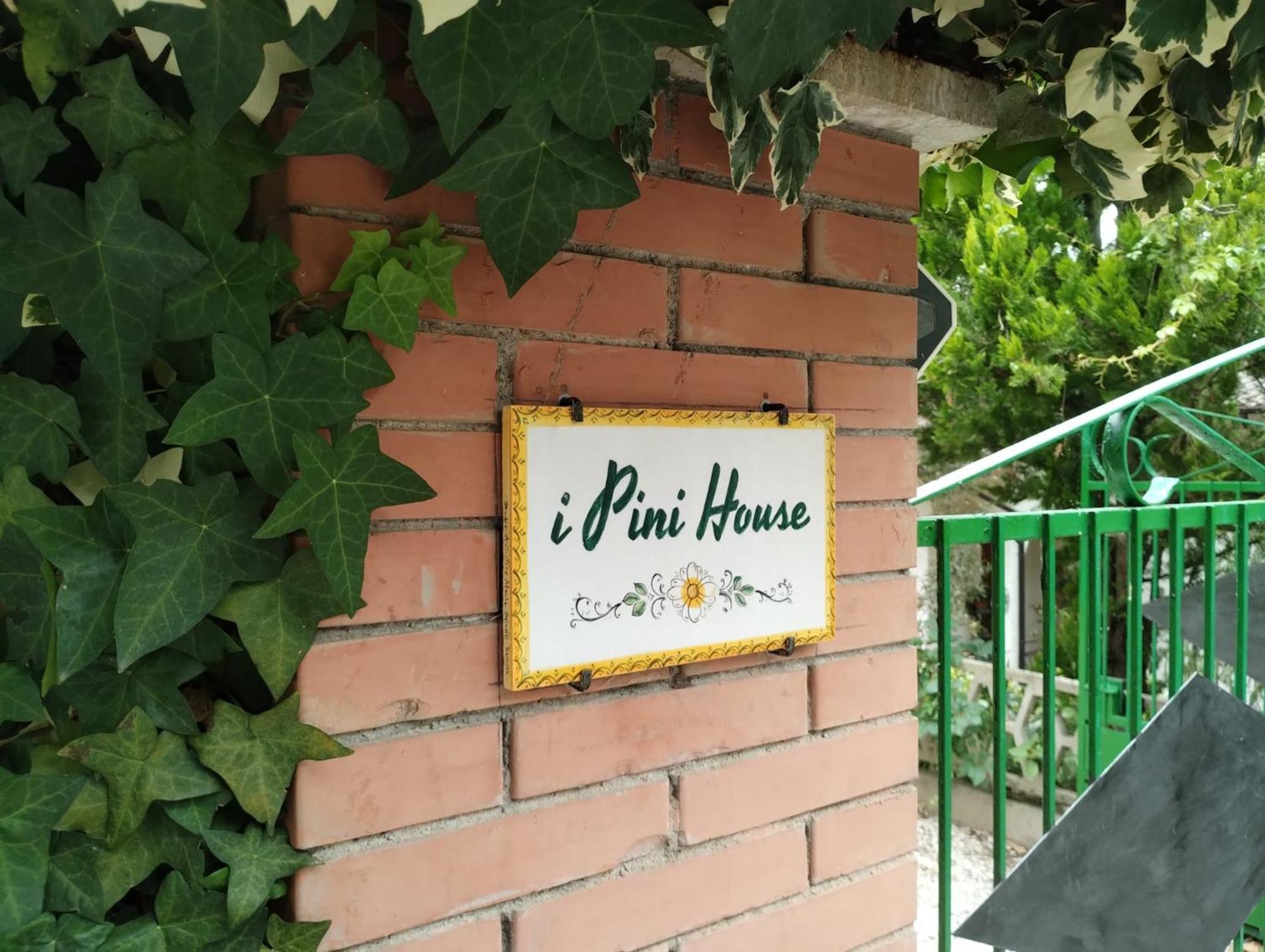 I Pini House Villa Magione Luaran gambar