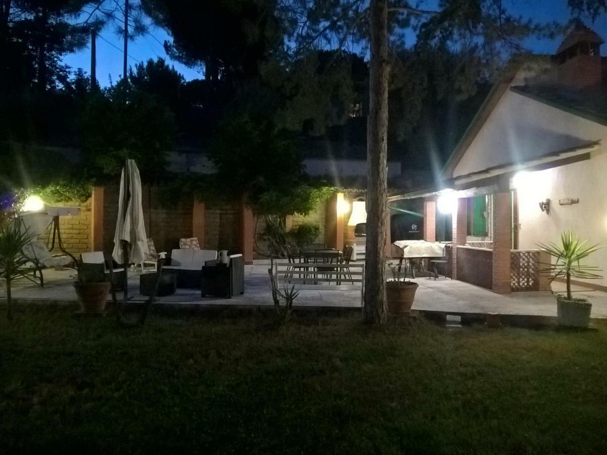 I Pini House Villa Magione Luaran gambar